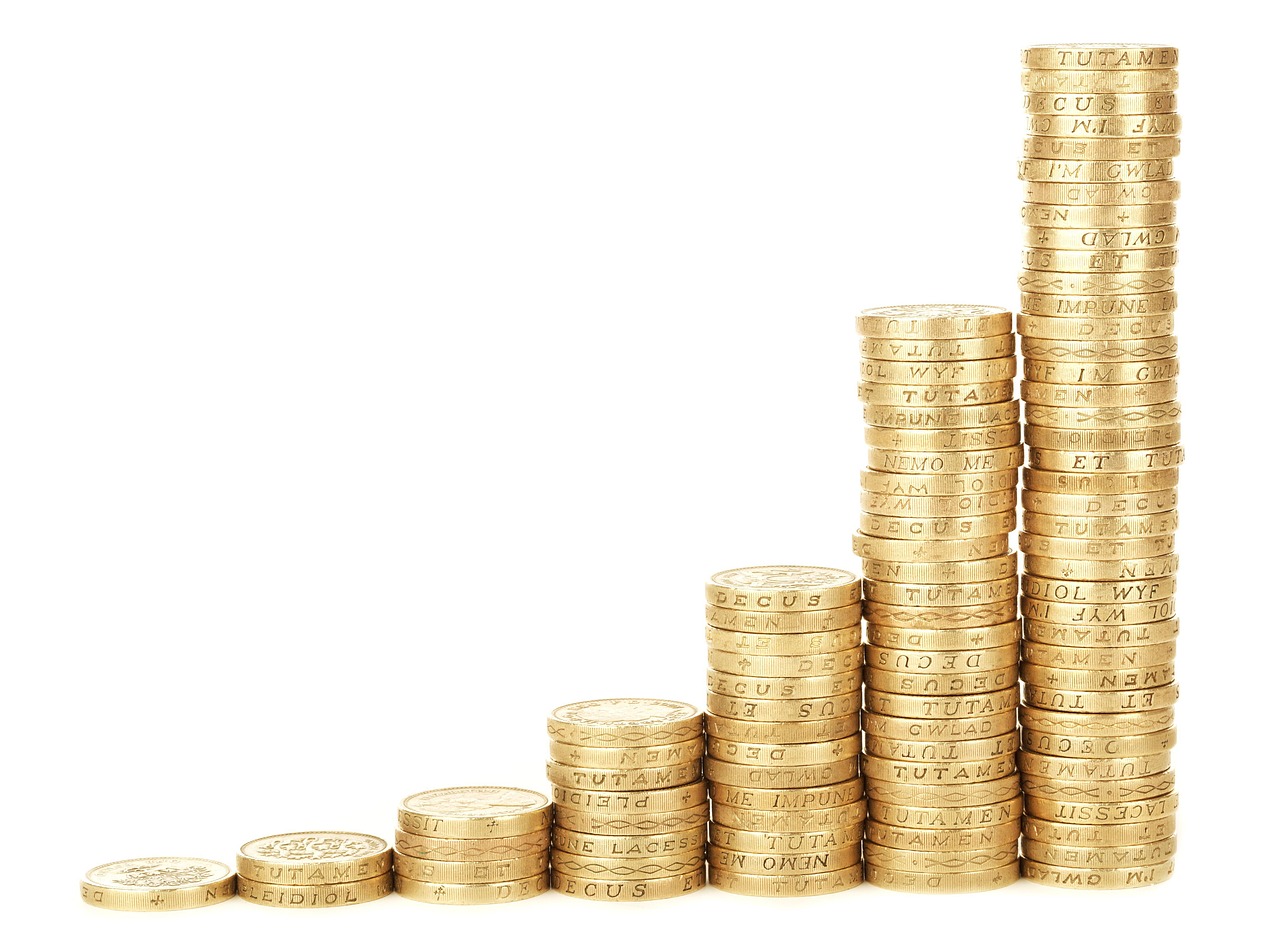 Newsletter subscriber growth chart for solopreneurs