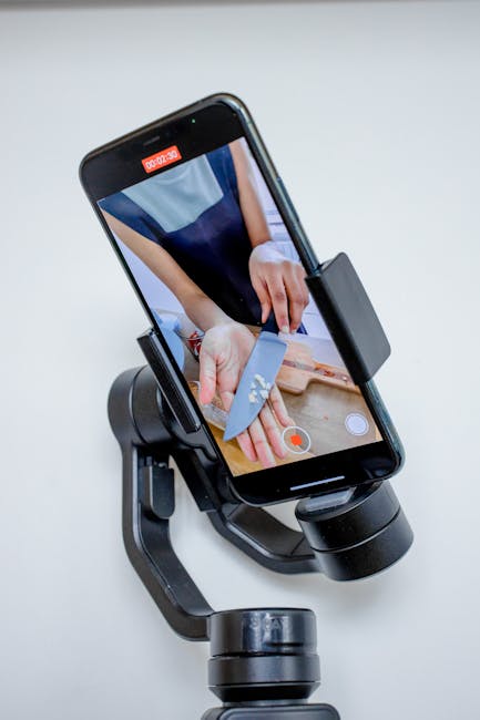 Short form video marketing on smartphone for solo business