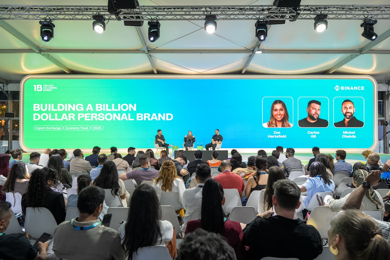 AI Pitch Deck Generators Got 3 Solo Founders Funded This Month — 6 Tools That Beat a $4K Designer in 2026