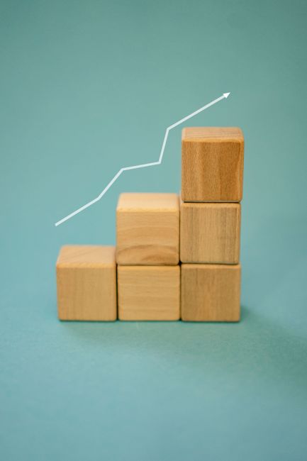 Polsia growth chart showing rapid revenue scaling as a zero employee startup